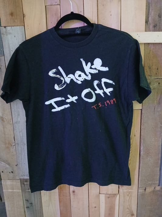 Taylor Swift Women's Size Medium T Shirt "Shake It Off"