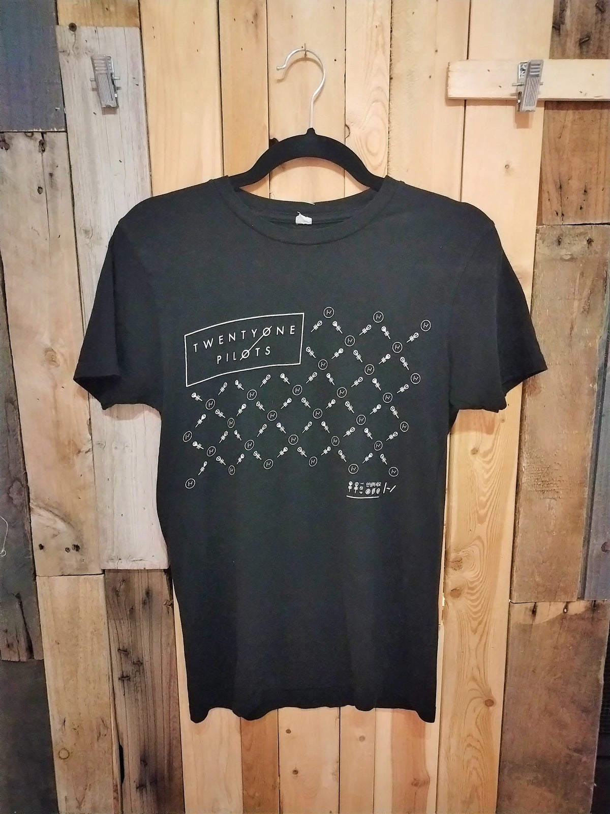 Twenty One Pilots Women's T Shirt Size Small 845126WH