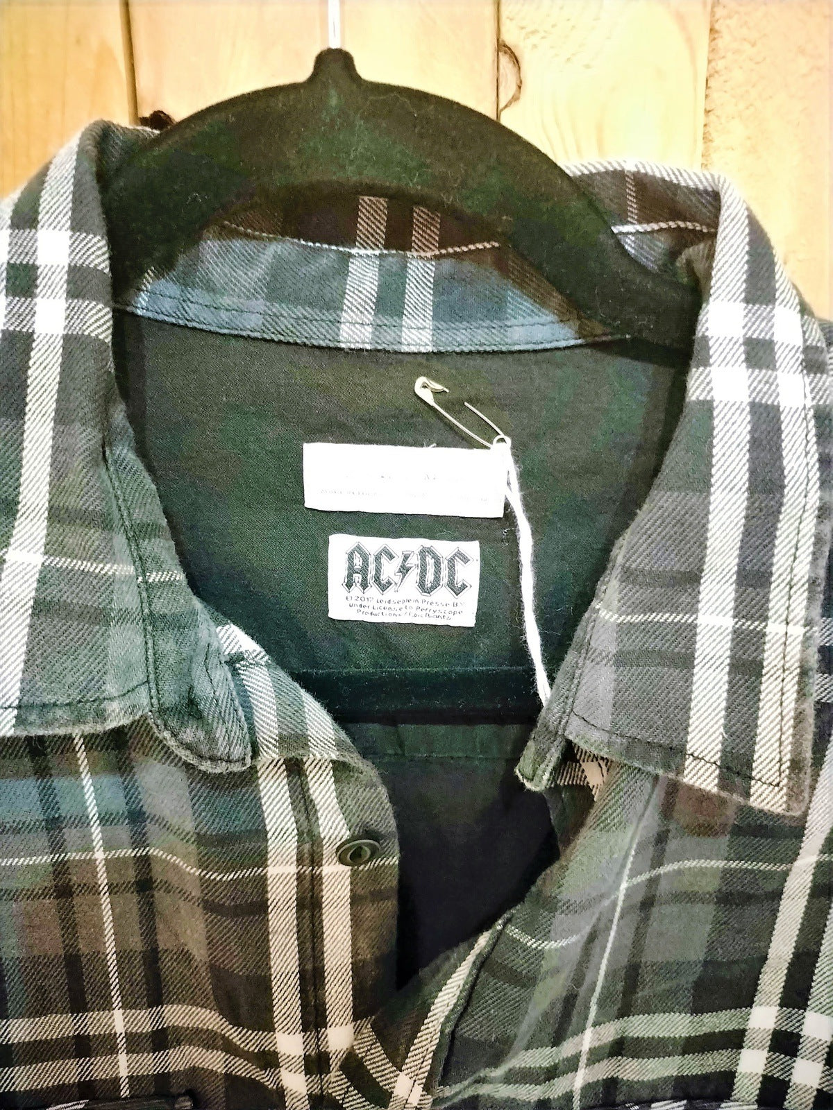 Zara Man ACDC Black Ice Flannel Size Medium