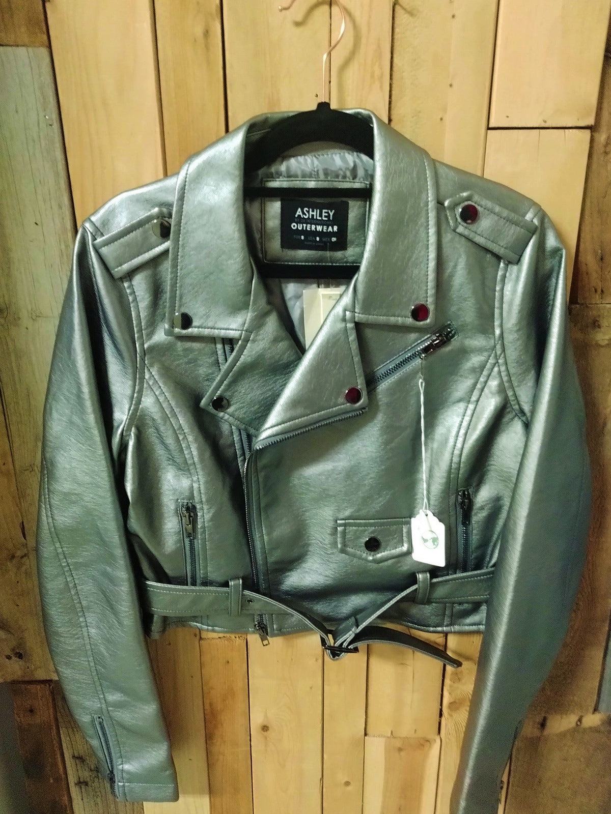 Ashley Outerwear Women's Moto Jacket Vegan Leather Size Small- NEW with Tags!