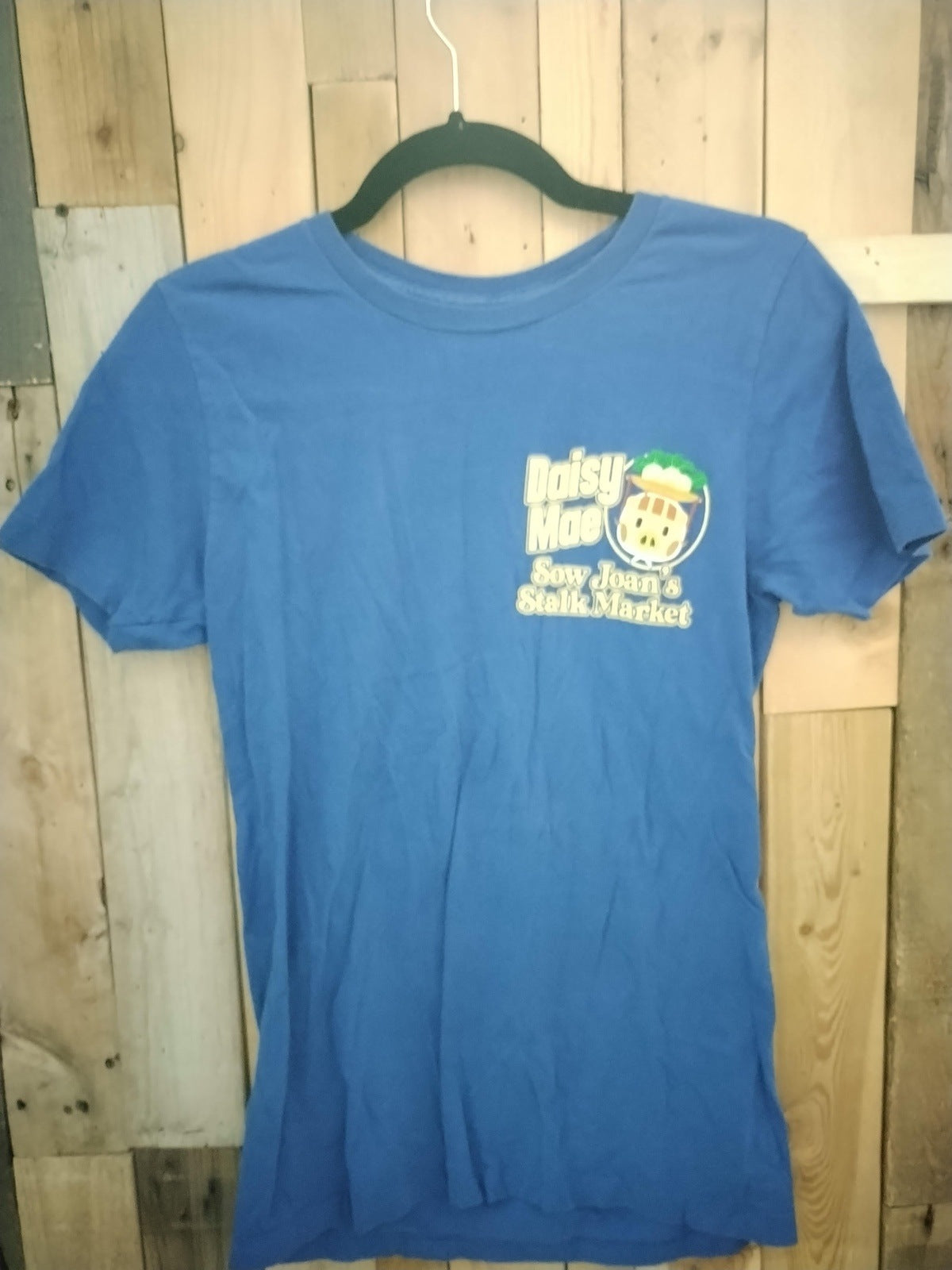 Animal Crossing Official Merchandise T Shirt Women's Size Small