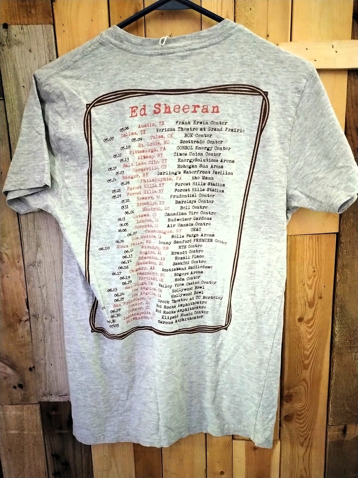 Ed Sheeran Multiply Tour Women's T Shirt Size Small