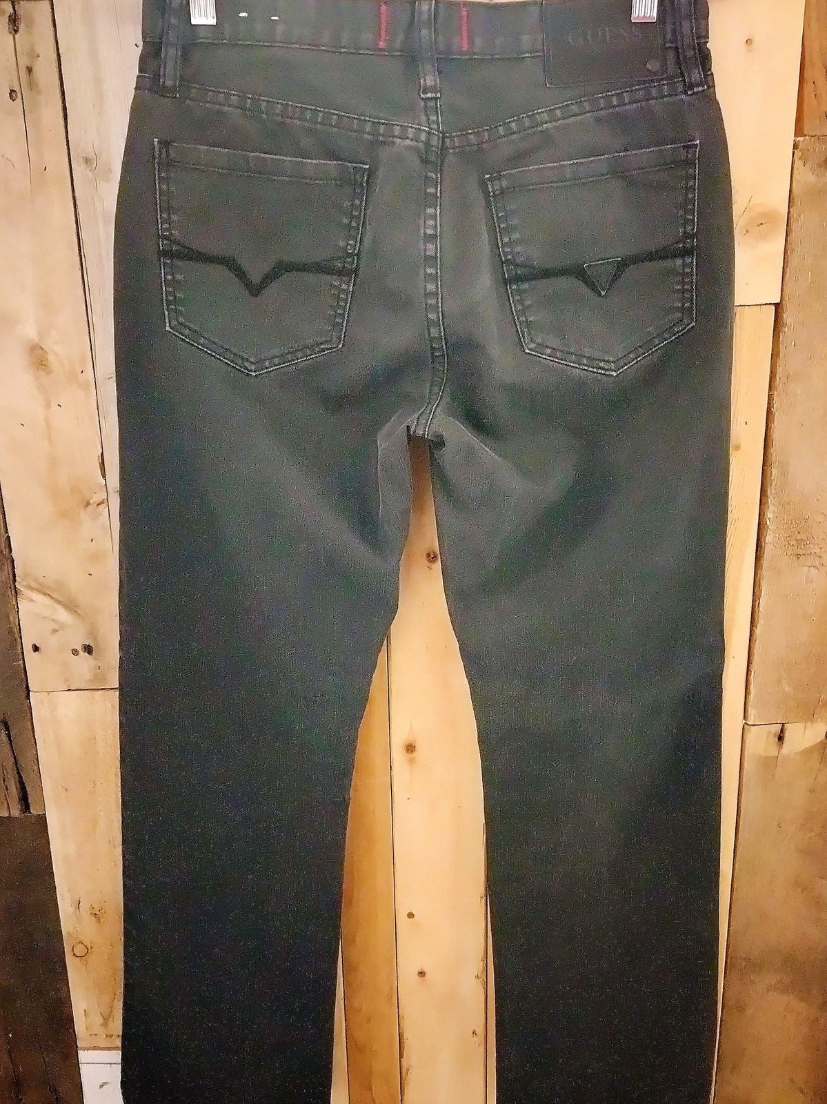 Guess Men's Black Denim Straight Leg Size 30/30