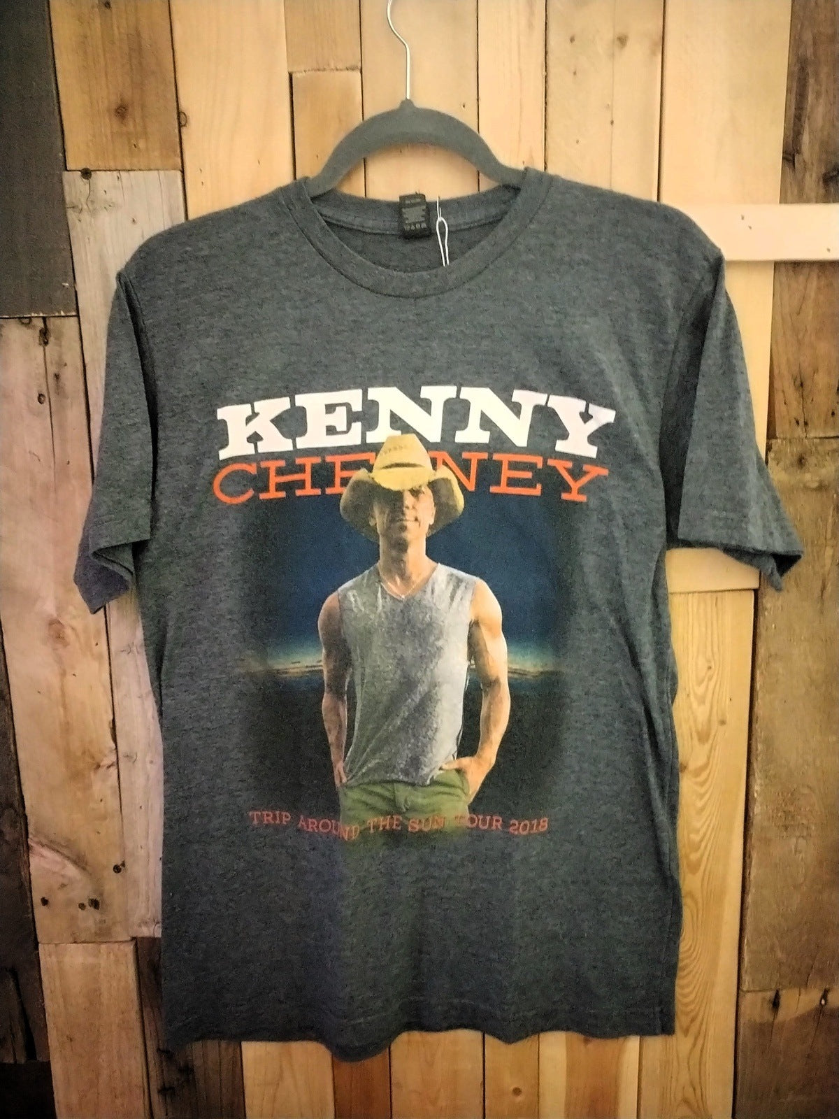 Kenny Chesney 2018 Tour T Shirt Size Medium