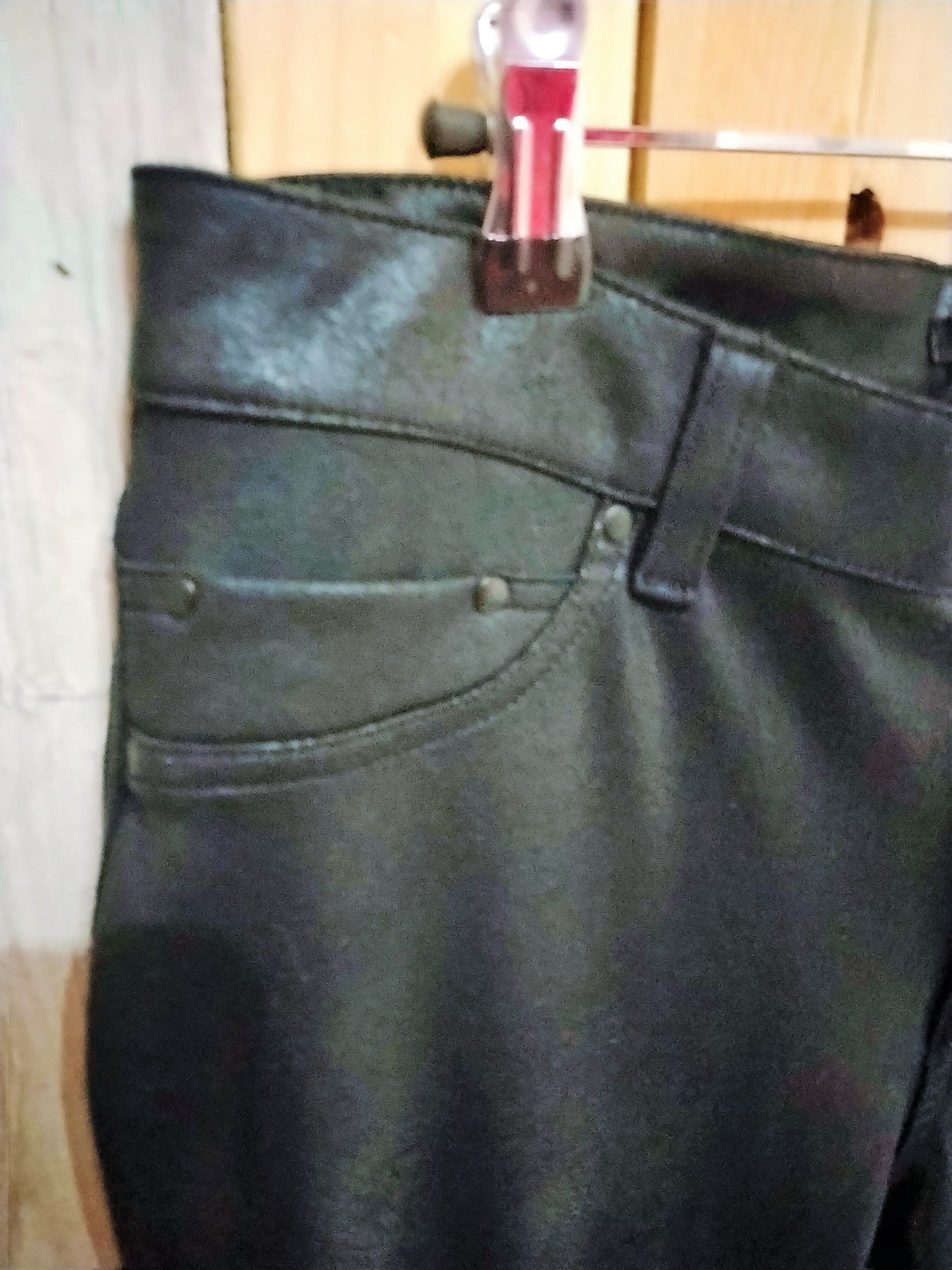 Roz & Ali Women's Size 12 Faux Leather Leggings