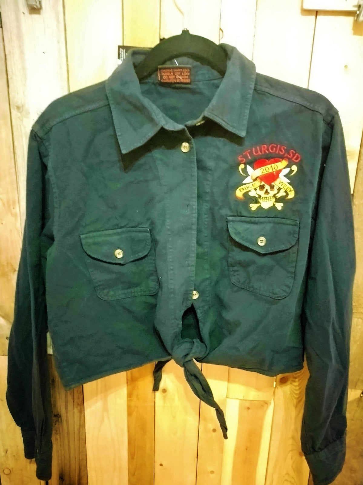 Sturgis S.D. Official Merchandise Women's Long Sleeve Button Up Crop Tie Front Shirt Size XL