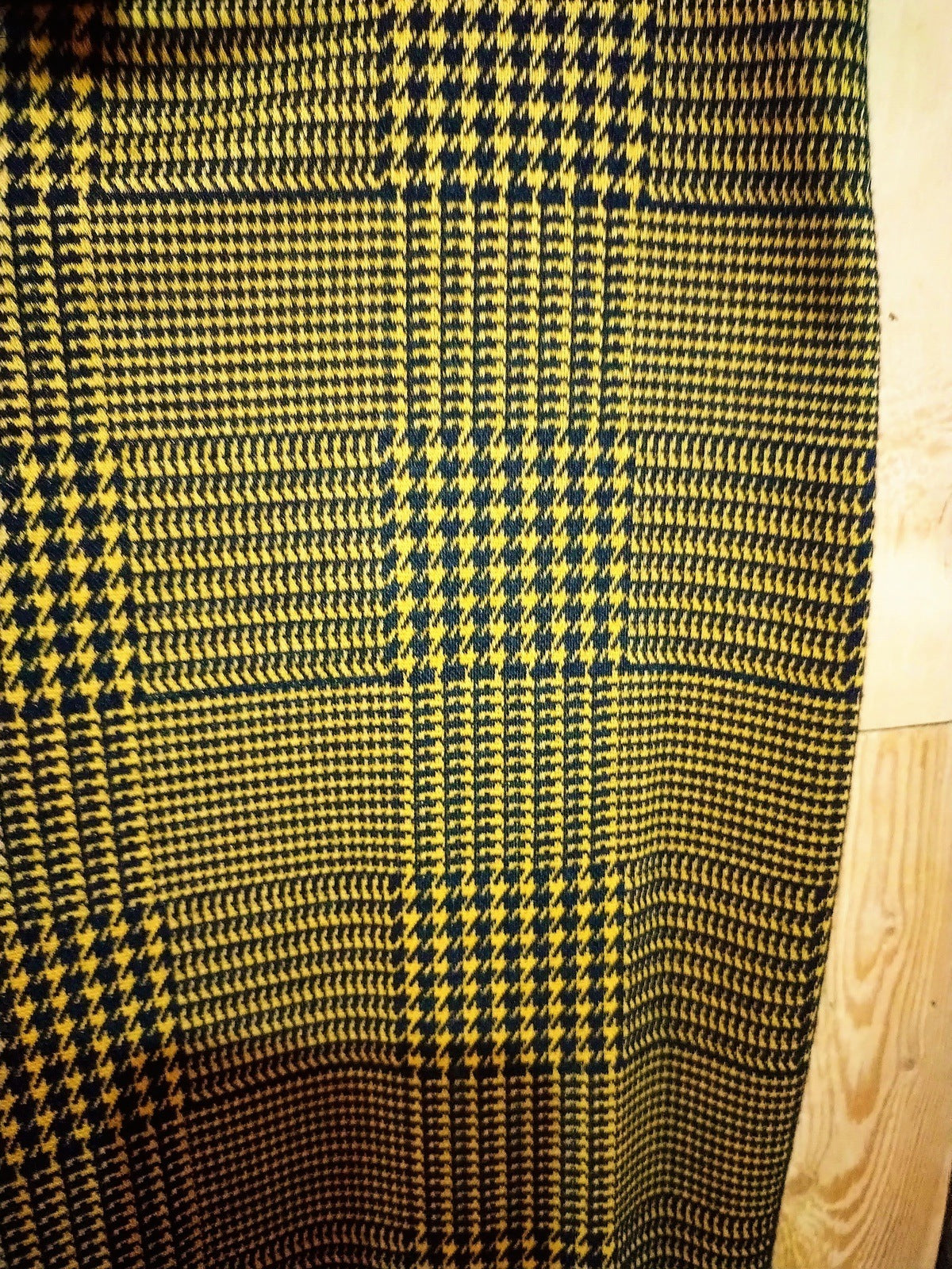 Wild Fable Women's Plaid Pants Size Medium