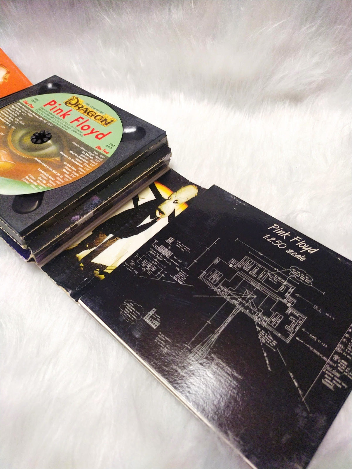 Pink Floyd "The Year of the Dragon" 2 CD Box Set