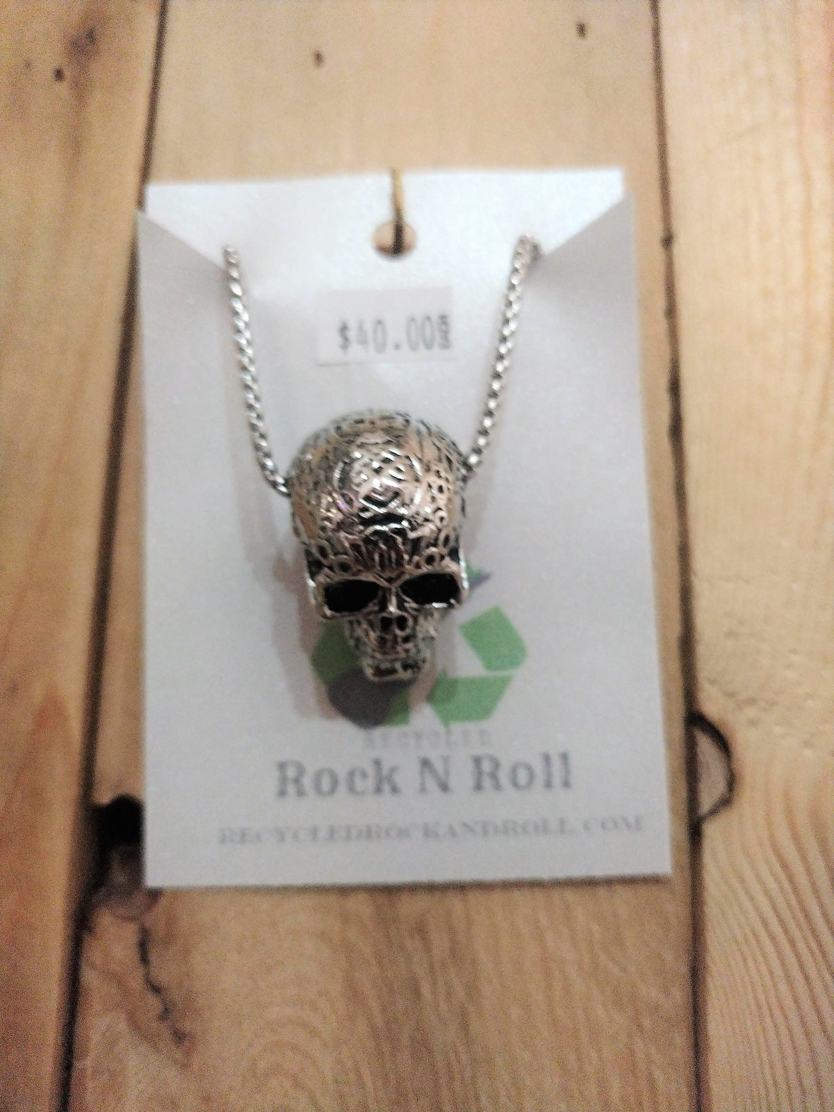 Skull Pendant Necklace