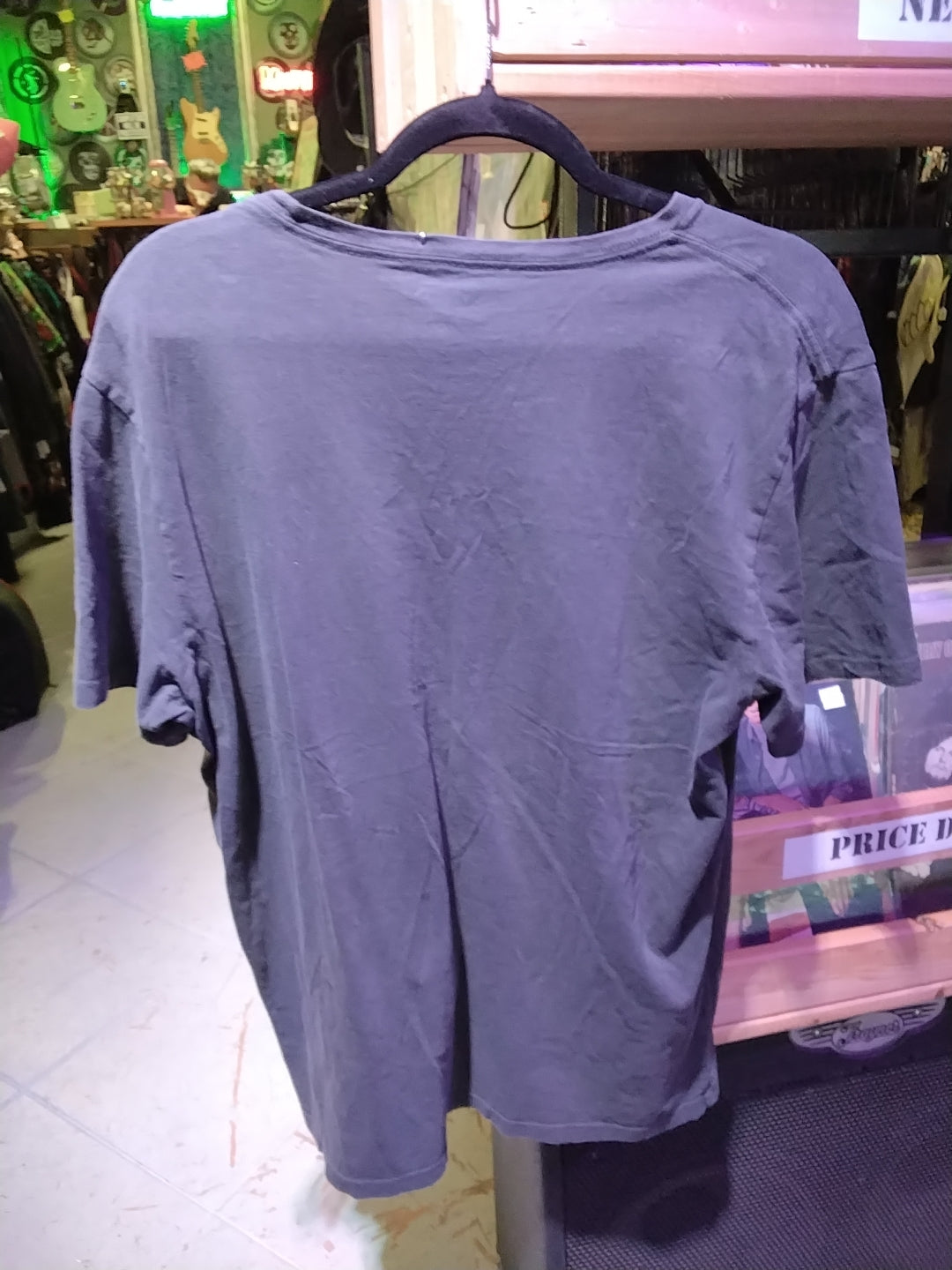 Fender California old navy tshirt