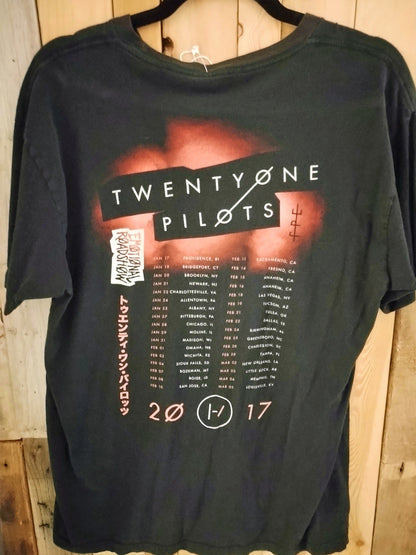 Twenty One Pilots Tour Shirt 2017 by Top Official T Shirt Size Large