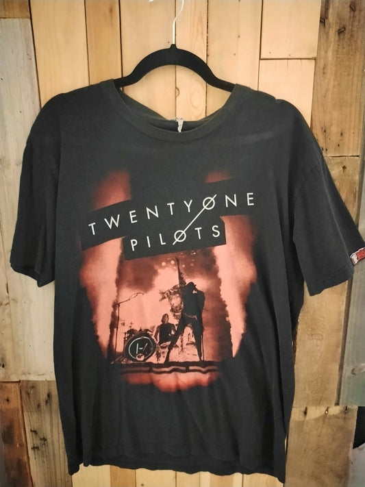 Twenty One Pilots Tour Shirt 2017 by Top Official T Shirt Size Large