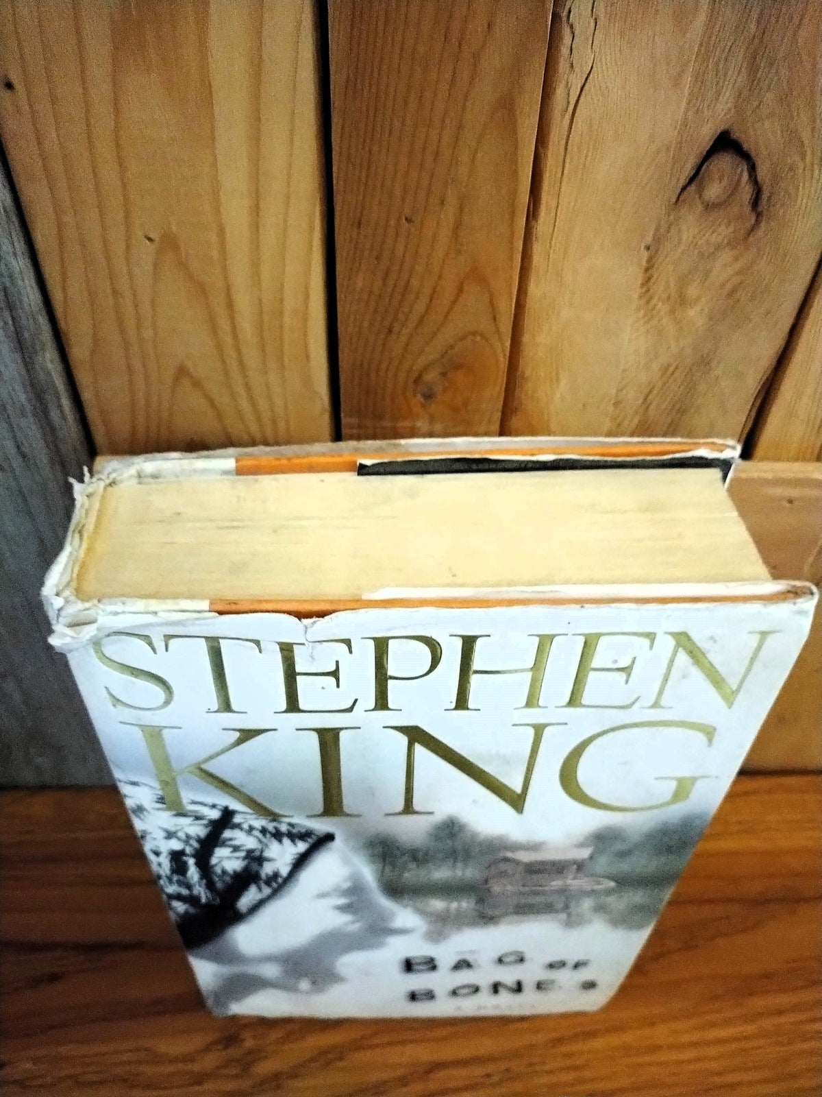 Stephen King Bag of Bones Hard Cover Some Wear 95874HC