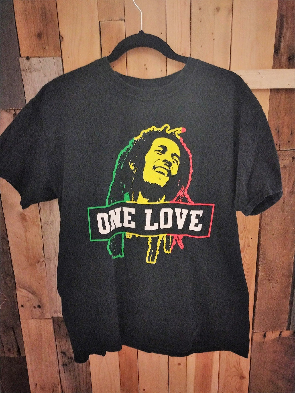 Bob Marley Official Merchandise T Shirt "One Love" Size Large 616561WH