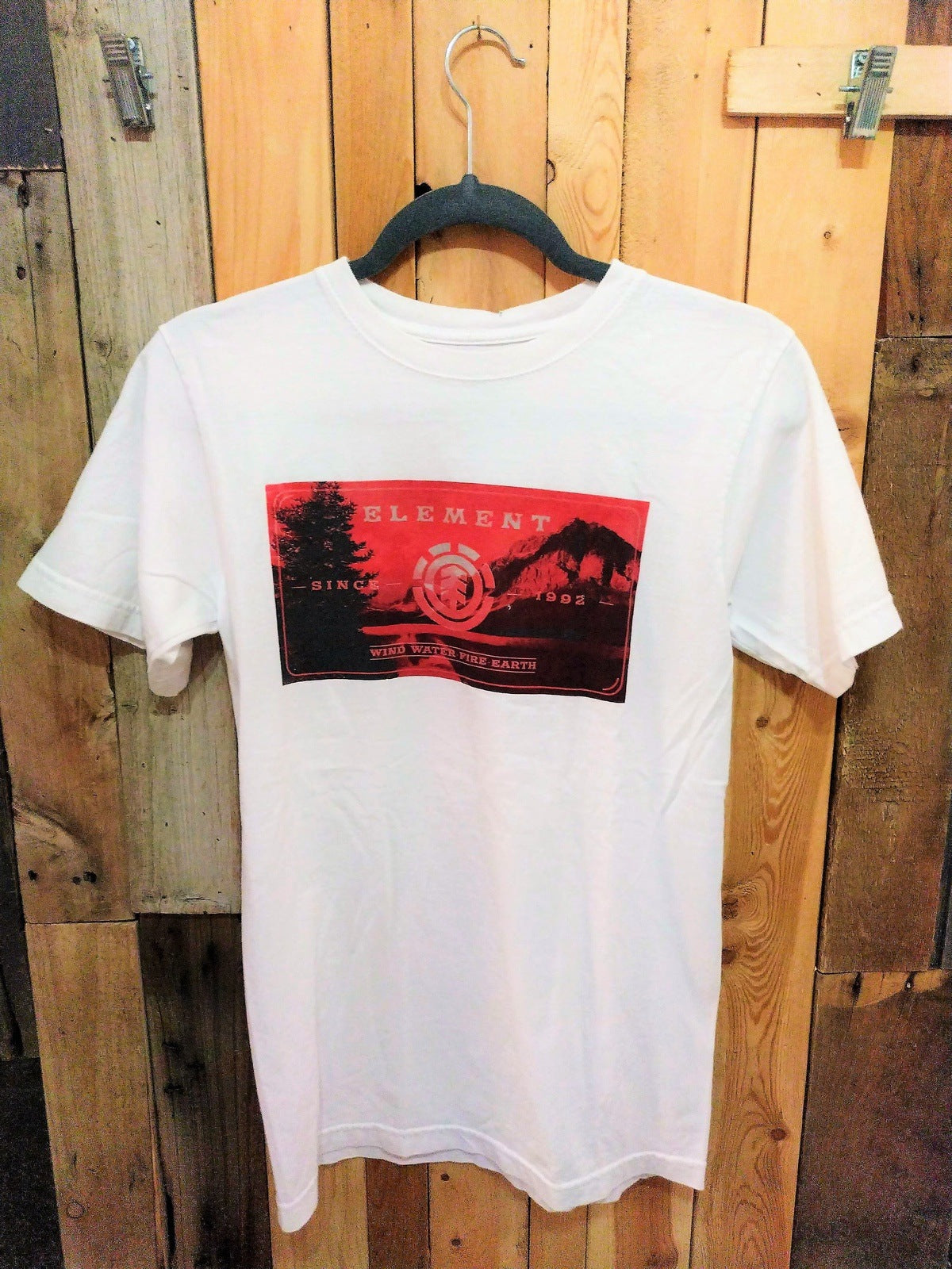 Element Skateboards T Shirt Size Small 69987WH