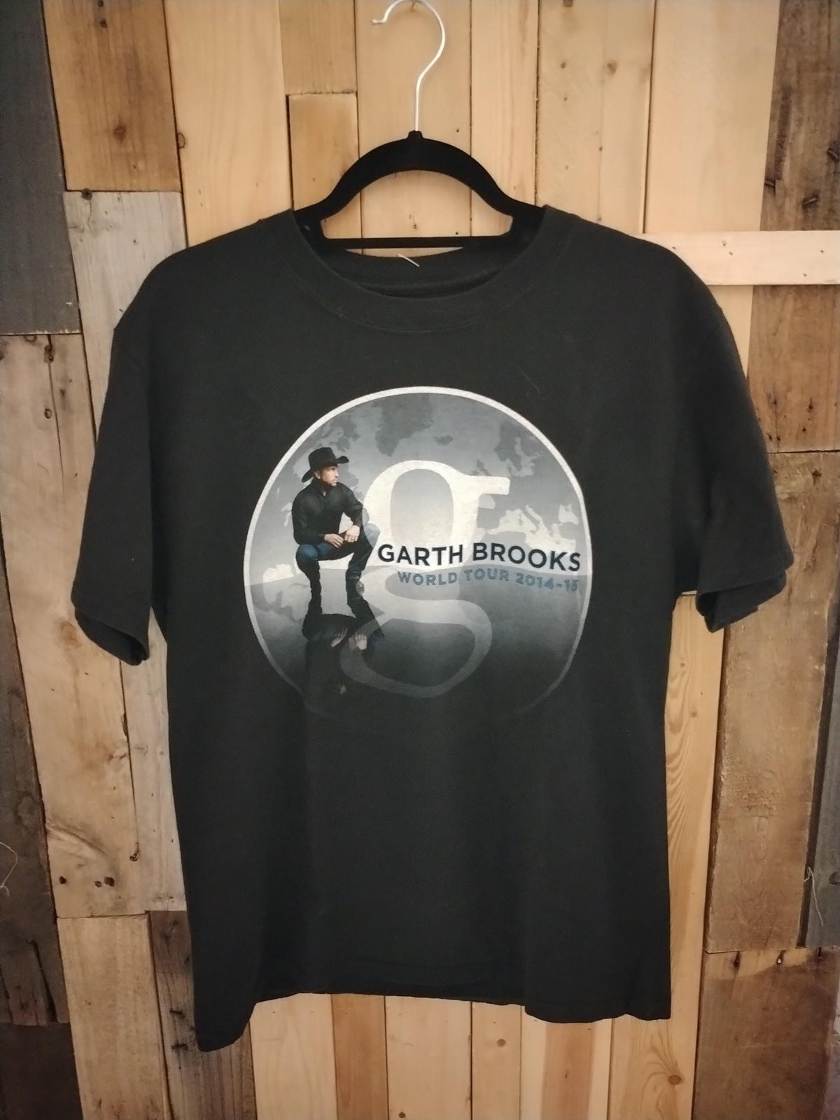 Garth Brooks World Tour 2014-2015 T Shirt Size Medium