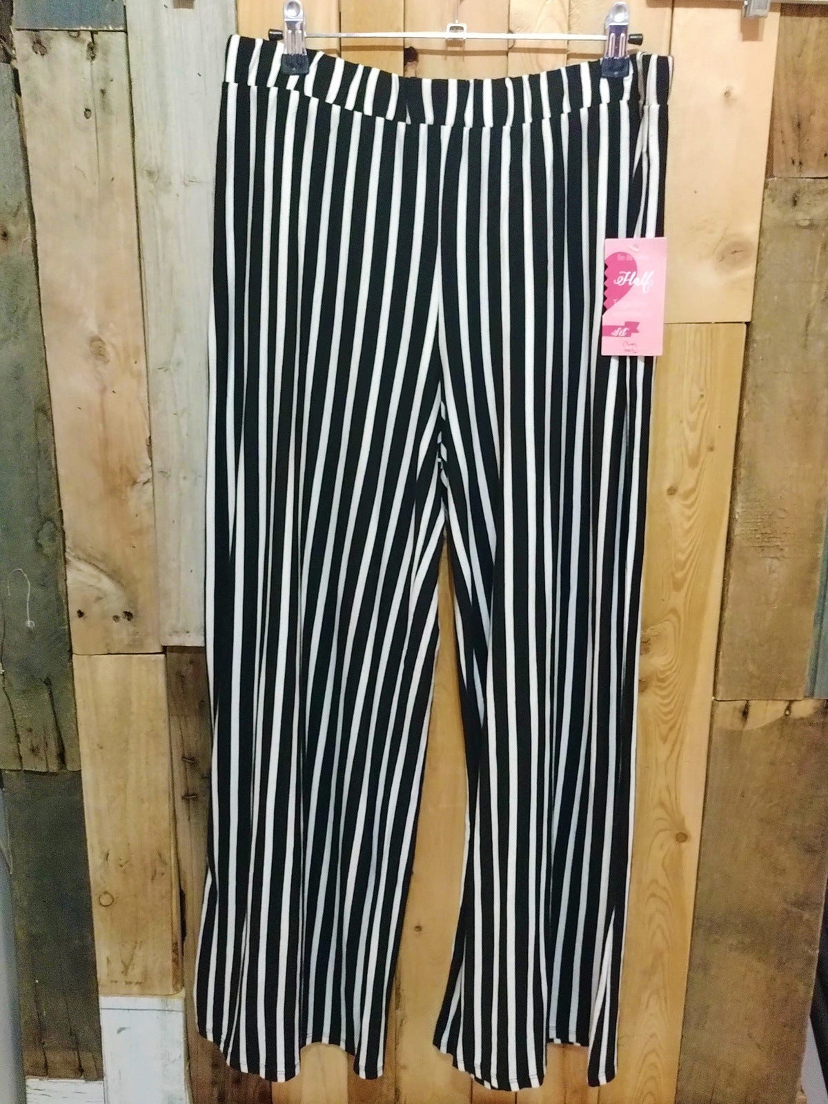 Heart & Hips Women's Pants Size Large New with Tags