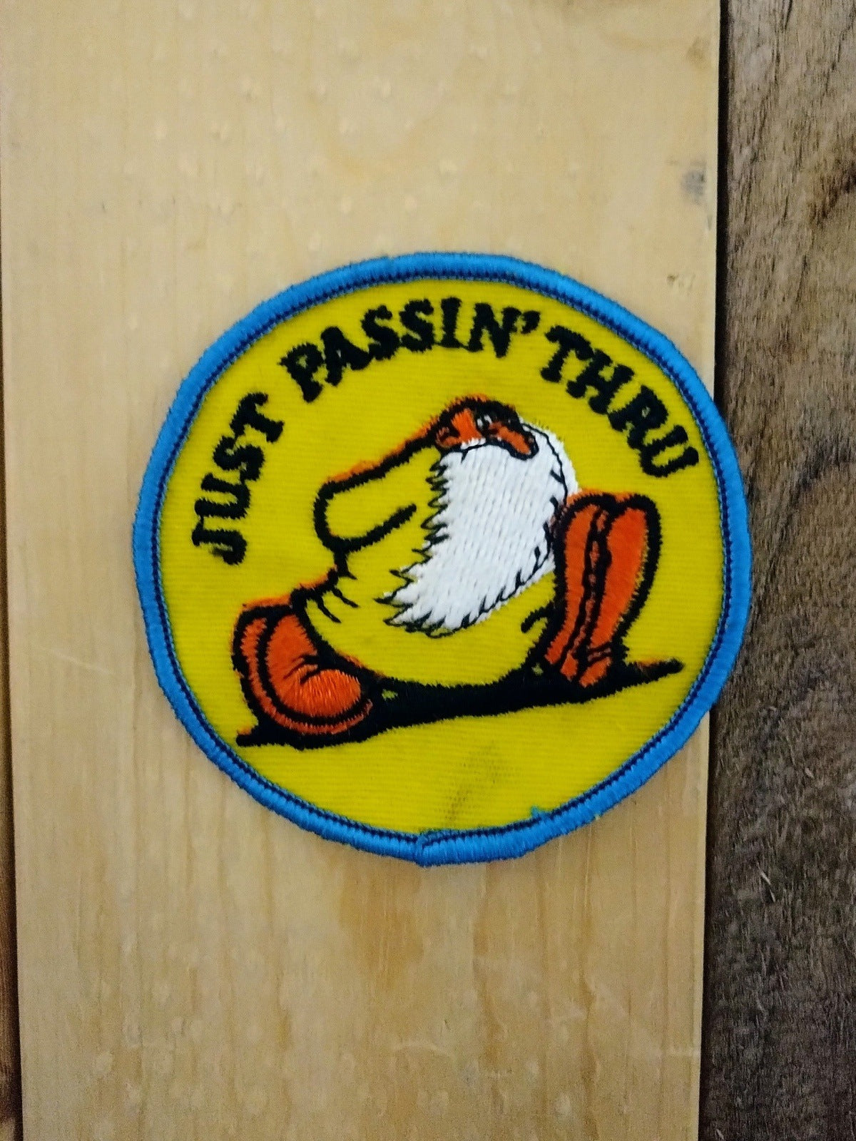 2 Vintage Patch Set "Keep on truckin'" and "Just passin' thru"