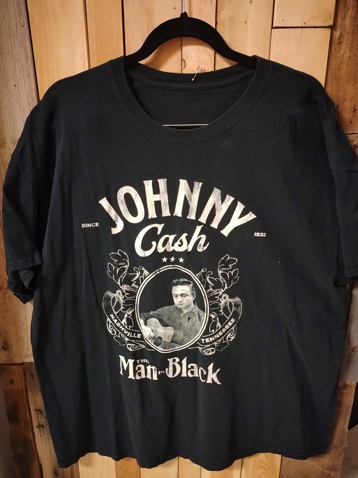 Johnny Cash Official Merchandise "The Man in Black" T Shirt Size 2XL