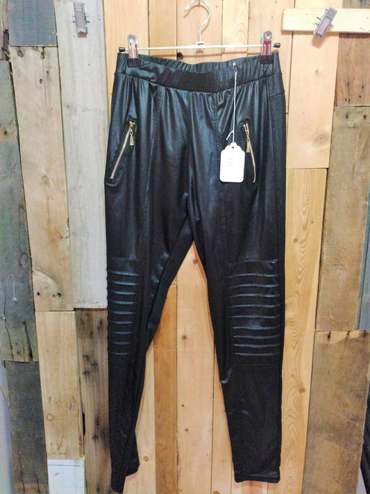 Julia Women's Faux Leather Leggings Size L/XL