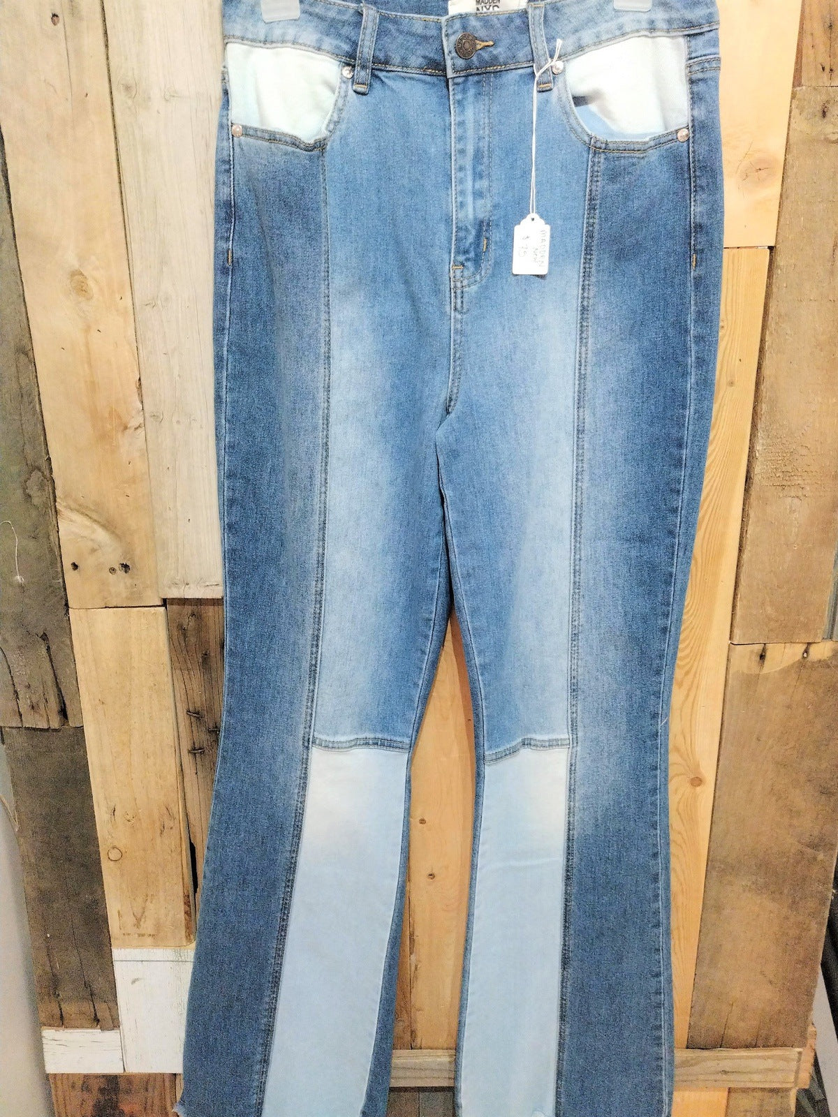 Madden NYC Women's Ultra High Rise Flare Jeans Size 9 New with Tags