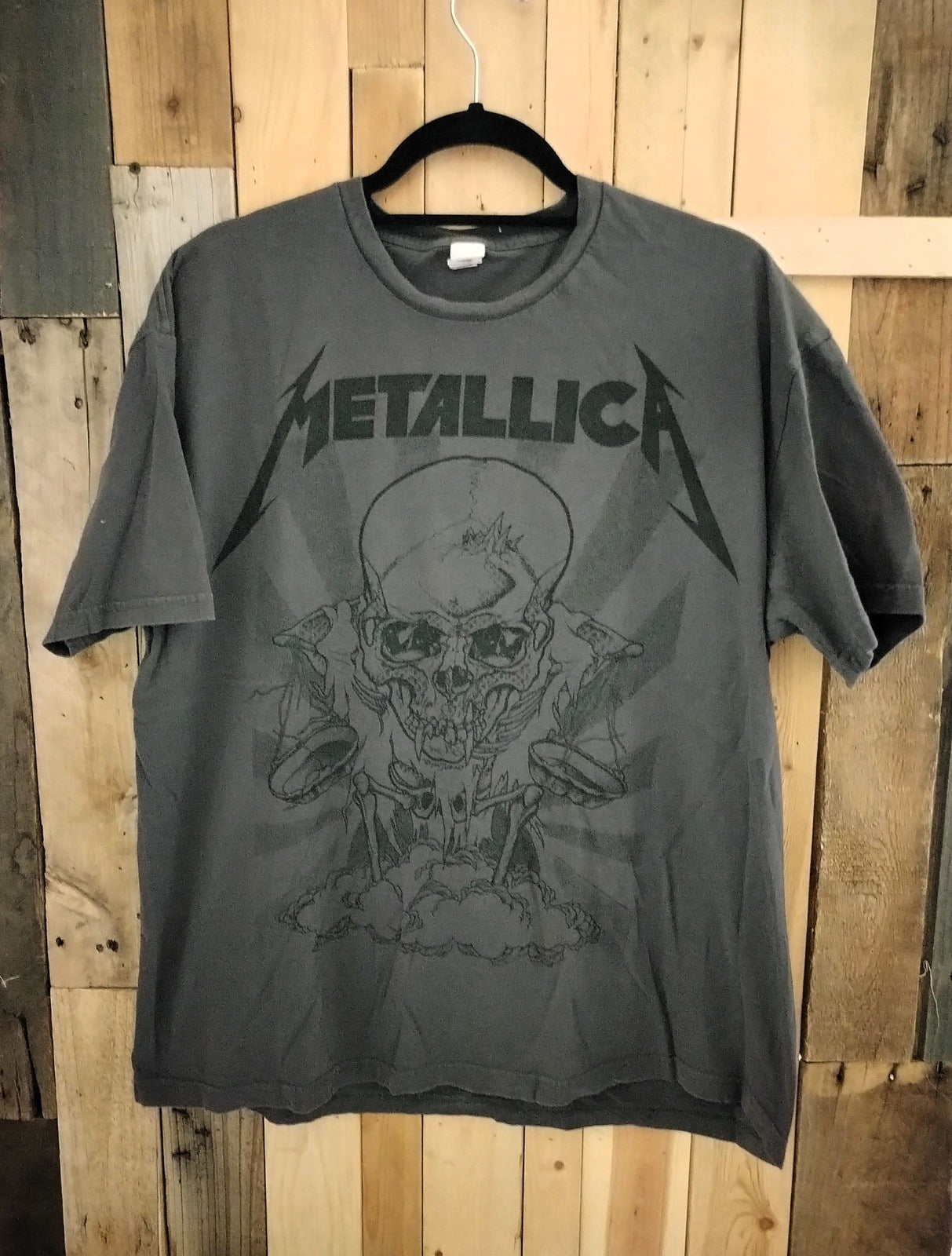 Metallica T Shirt Size XL Slim Fit