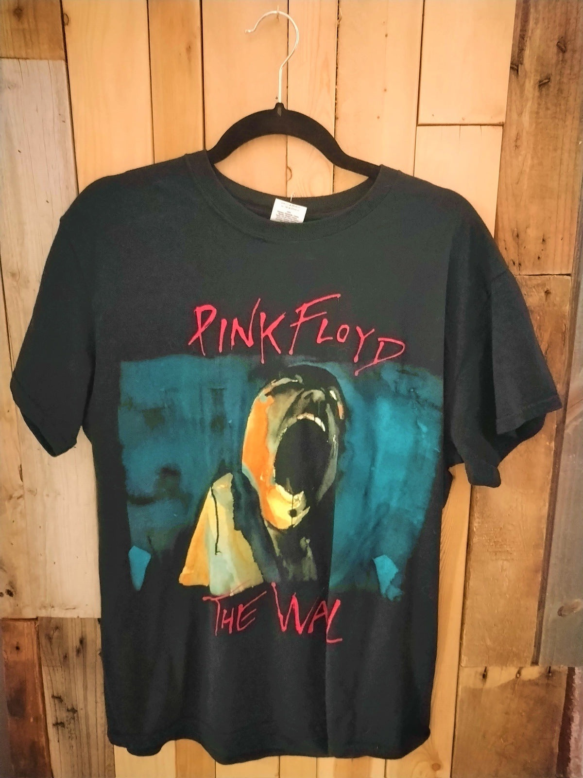 Pink Floyd "The Wall" T Shirt Size Medium