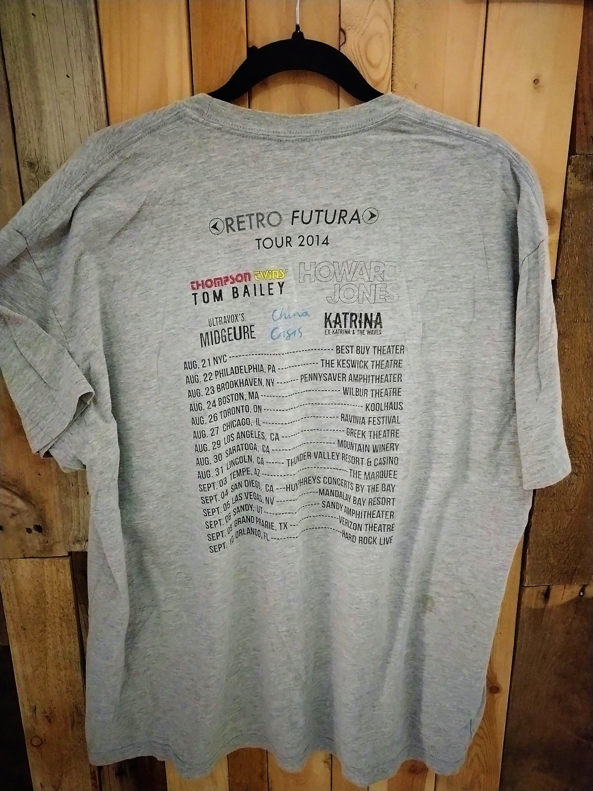 Retro Futura Tour 2014 T Shirt Size 2XL 875214DQ
