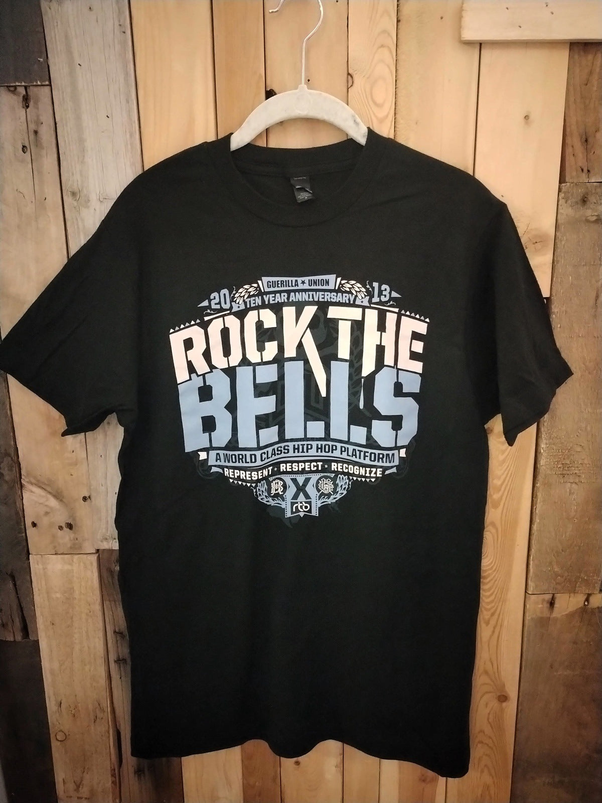 2013 Rock The Bells Official Festival T Shirt Size Medium. NEW! Never Worn!