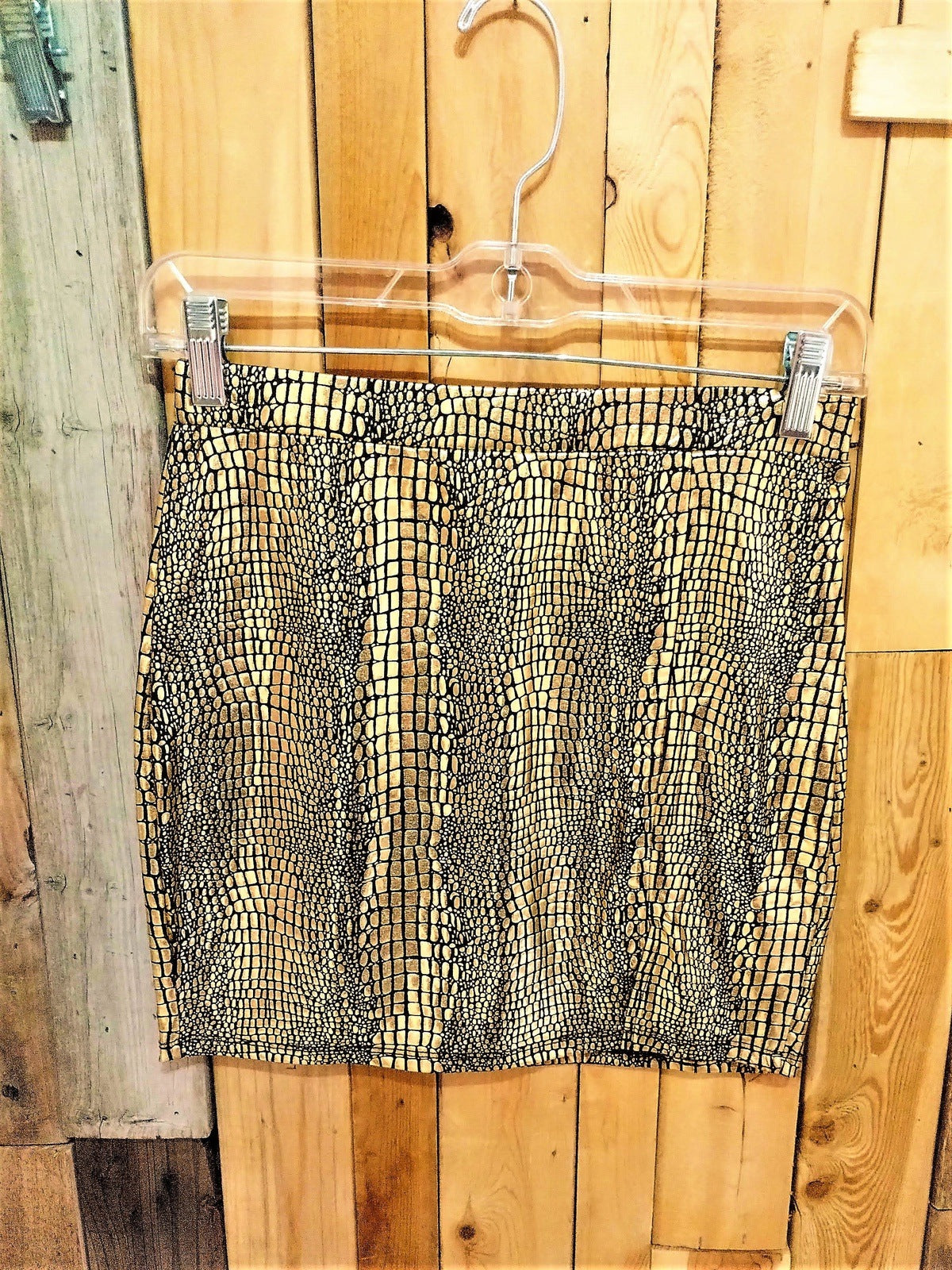 Shein Gold Metallic Snake Skin Print Skirt Size Small