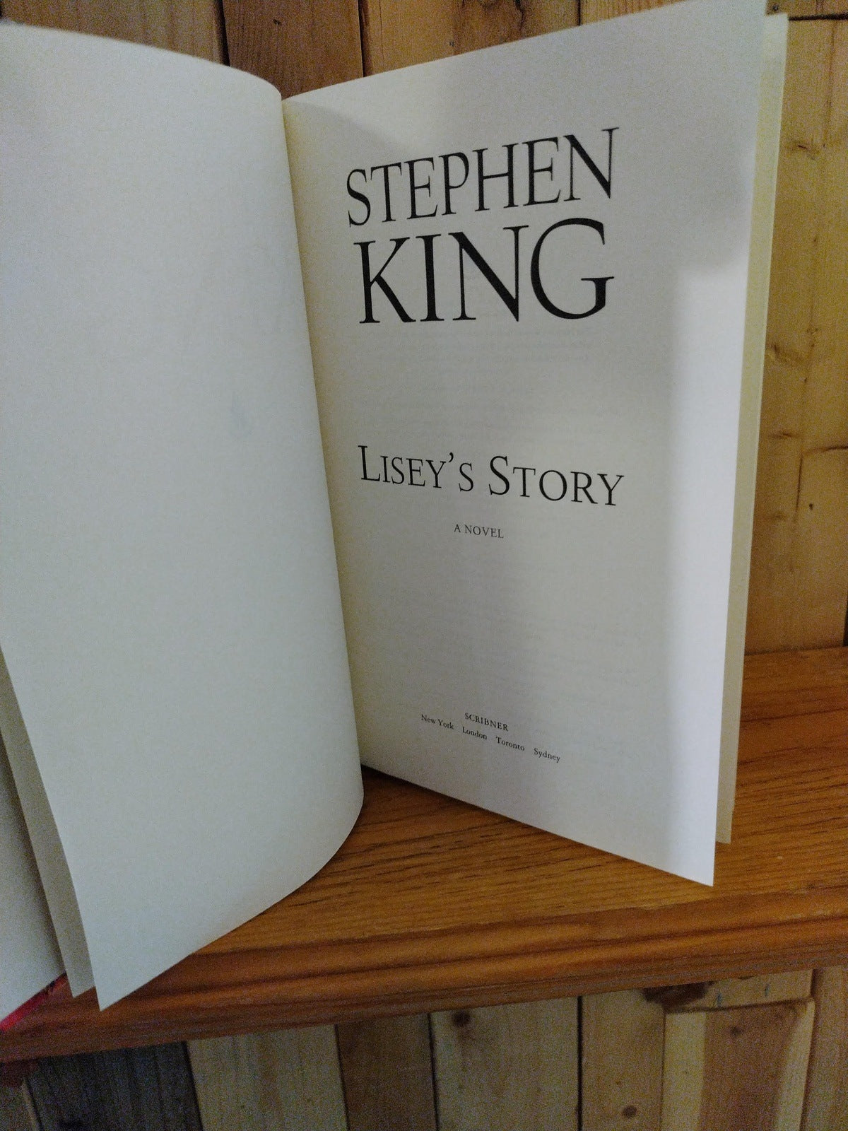 Stephen King Lisey's Story First Edition Hardcover No Dust Jacket Good Condition 781321