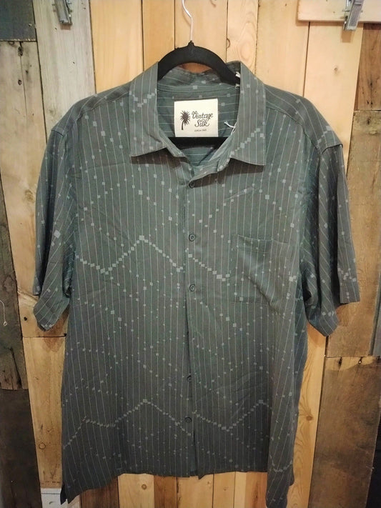 Vintage Silk Men's Short Sleeve Vintage Style Shirt Size XL