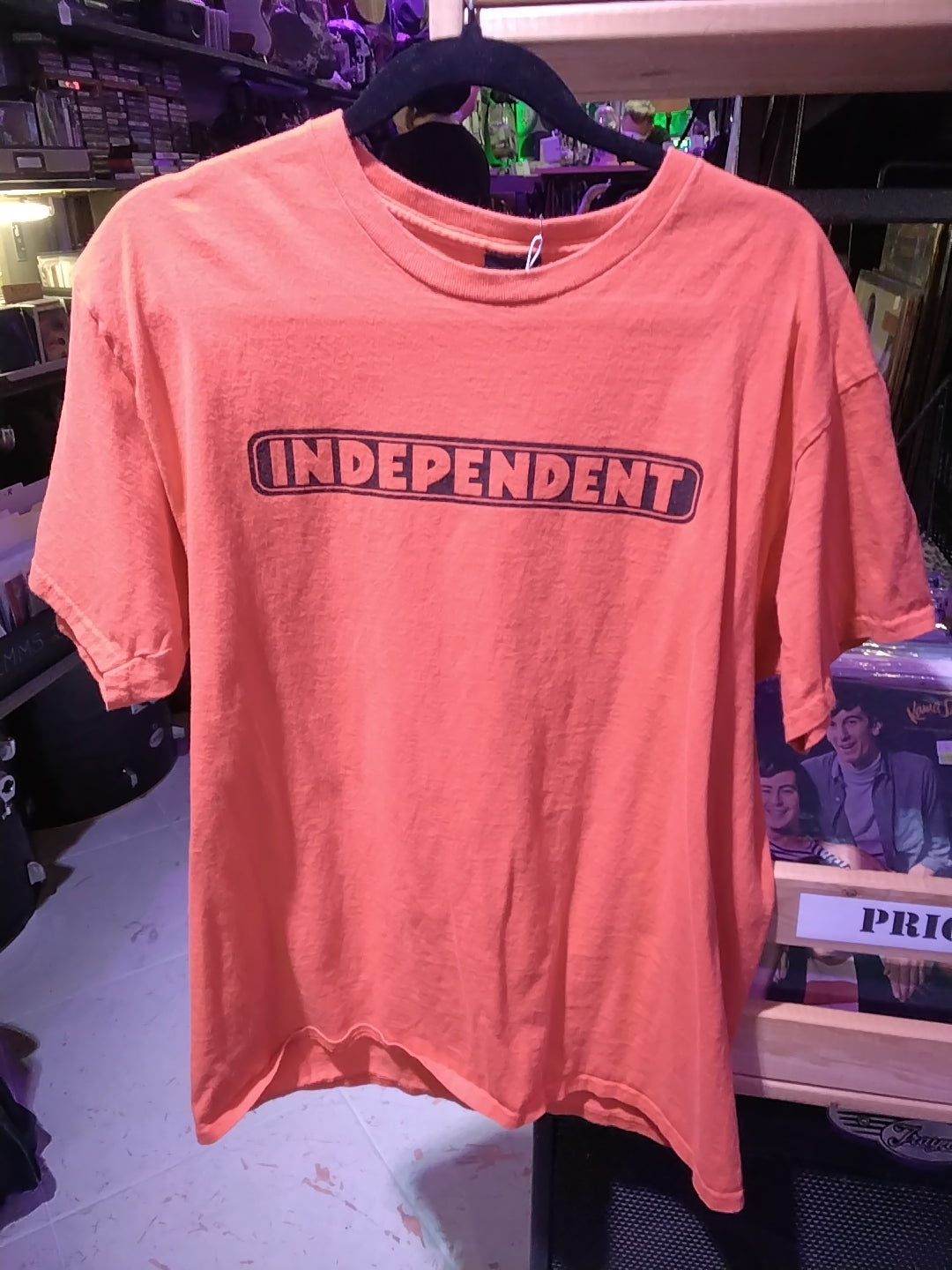 Independent skate tshirt