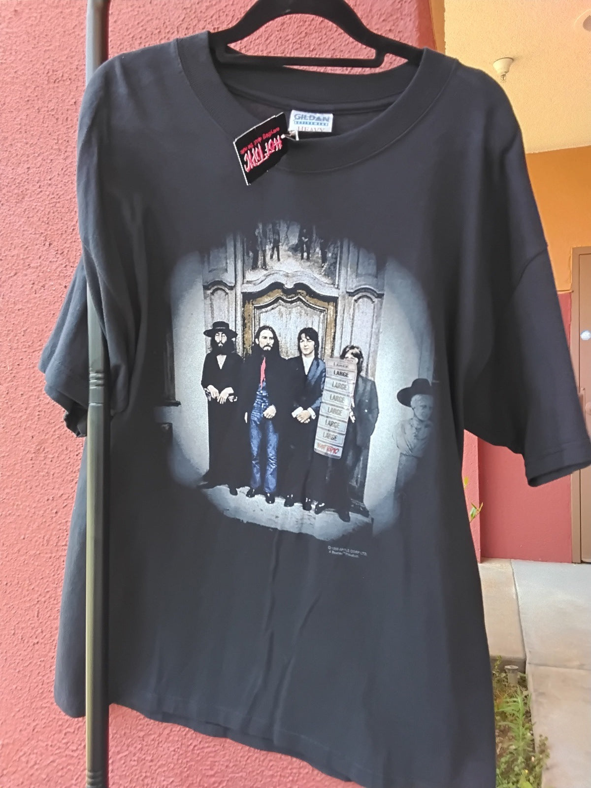 The Beatles Hey Jude NWT Large T-Shirt Black