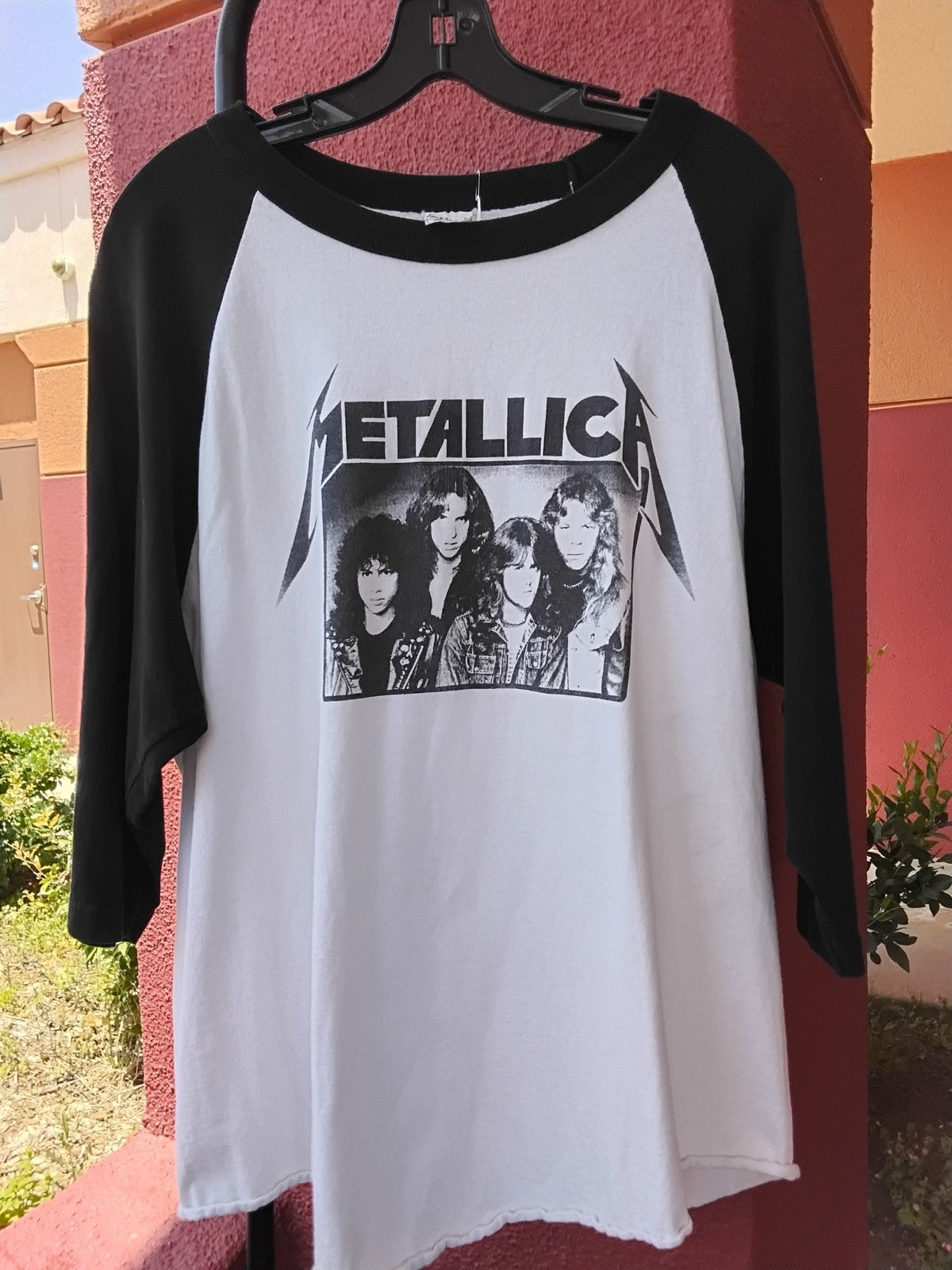 Vintage Metallica Band T-Shirt XL Black and White 3/4 Sleeves