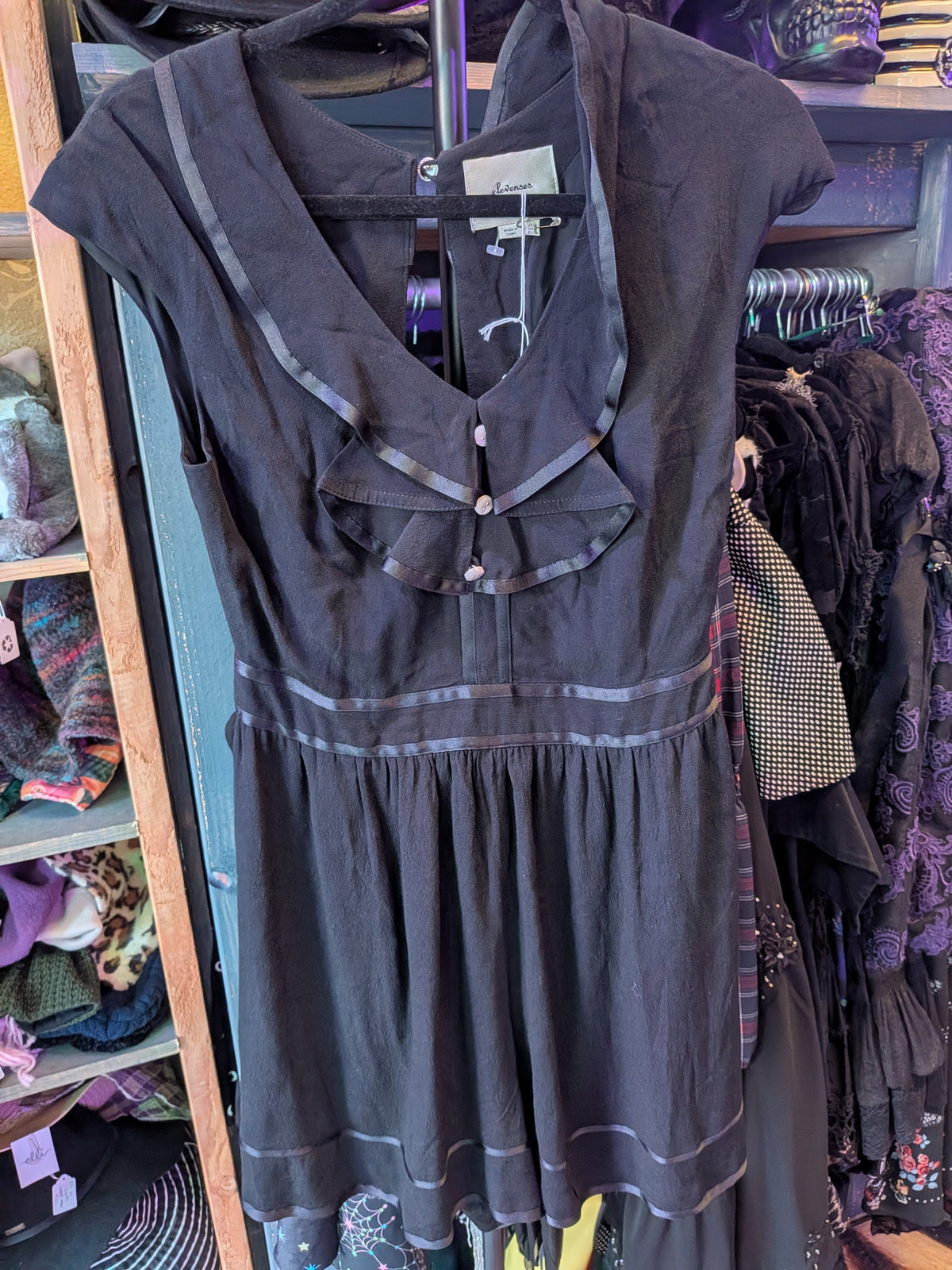 Elevenses Size 4 Black Romper