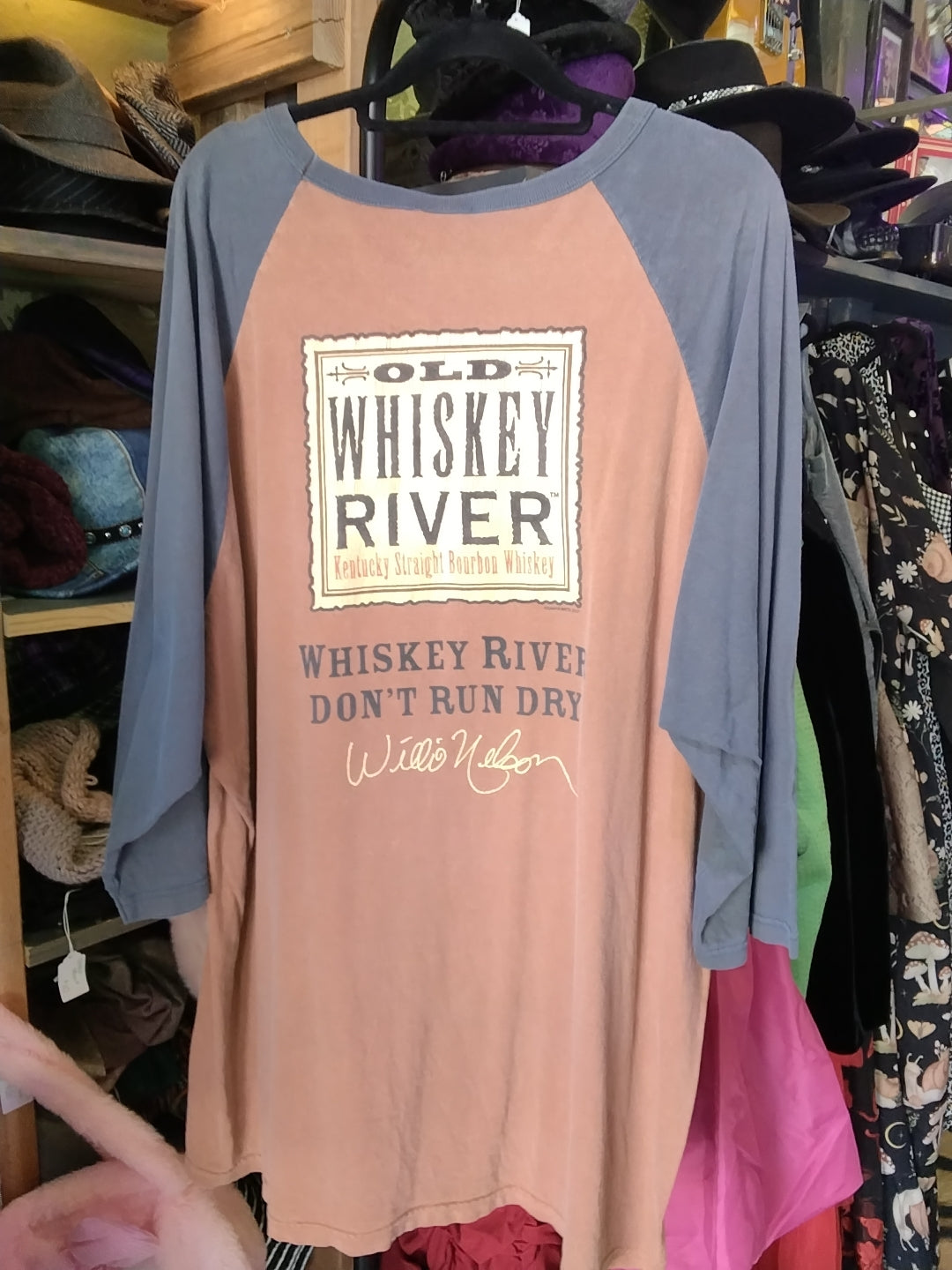 Willie Nelson XL authentic garment anvil long sleeve