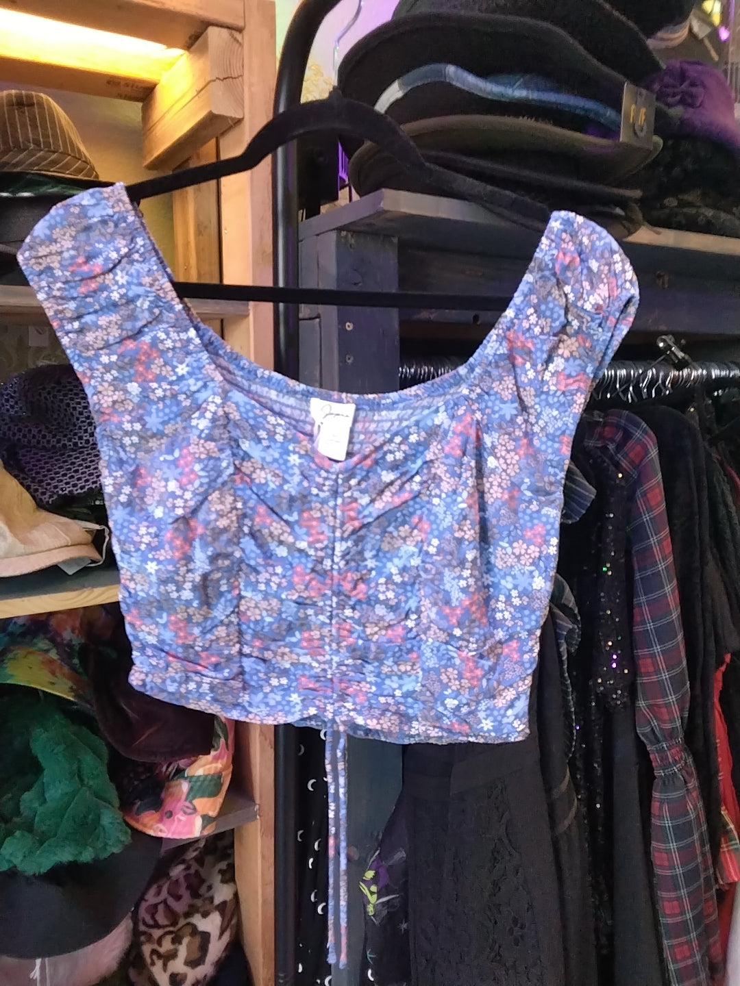 Japna medium floral Anthropologie Crop top