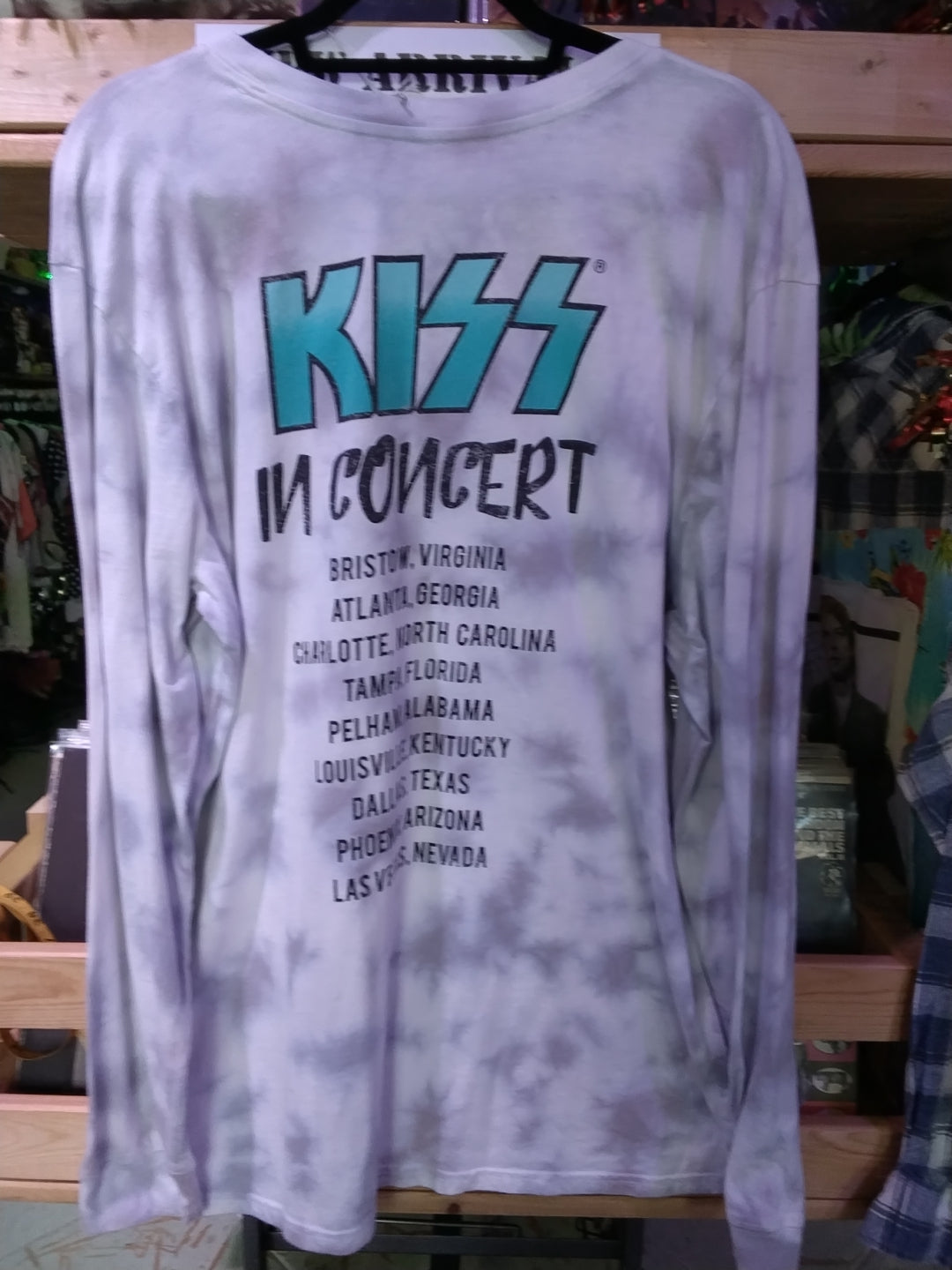 Tie Dye Kiss Band Sweater XL