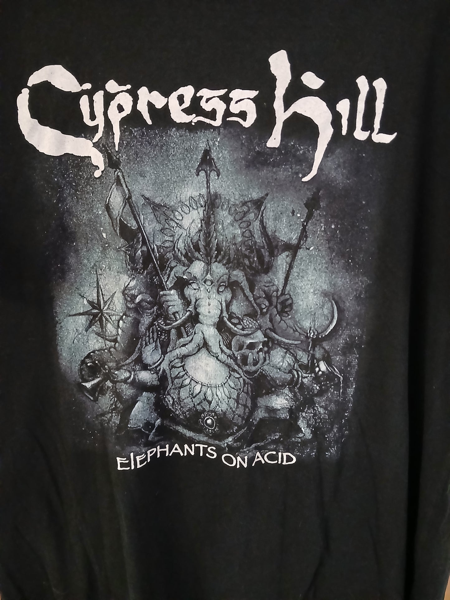 Cypress Hill Elephants on Acid T-Shirt Size XL