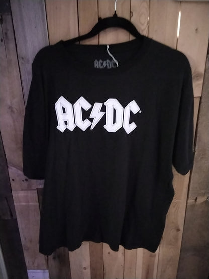 ACDC tshirt size XL