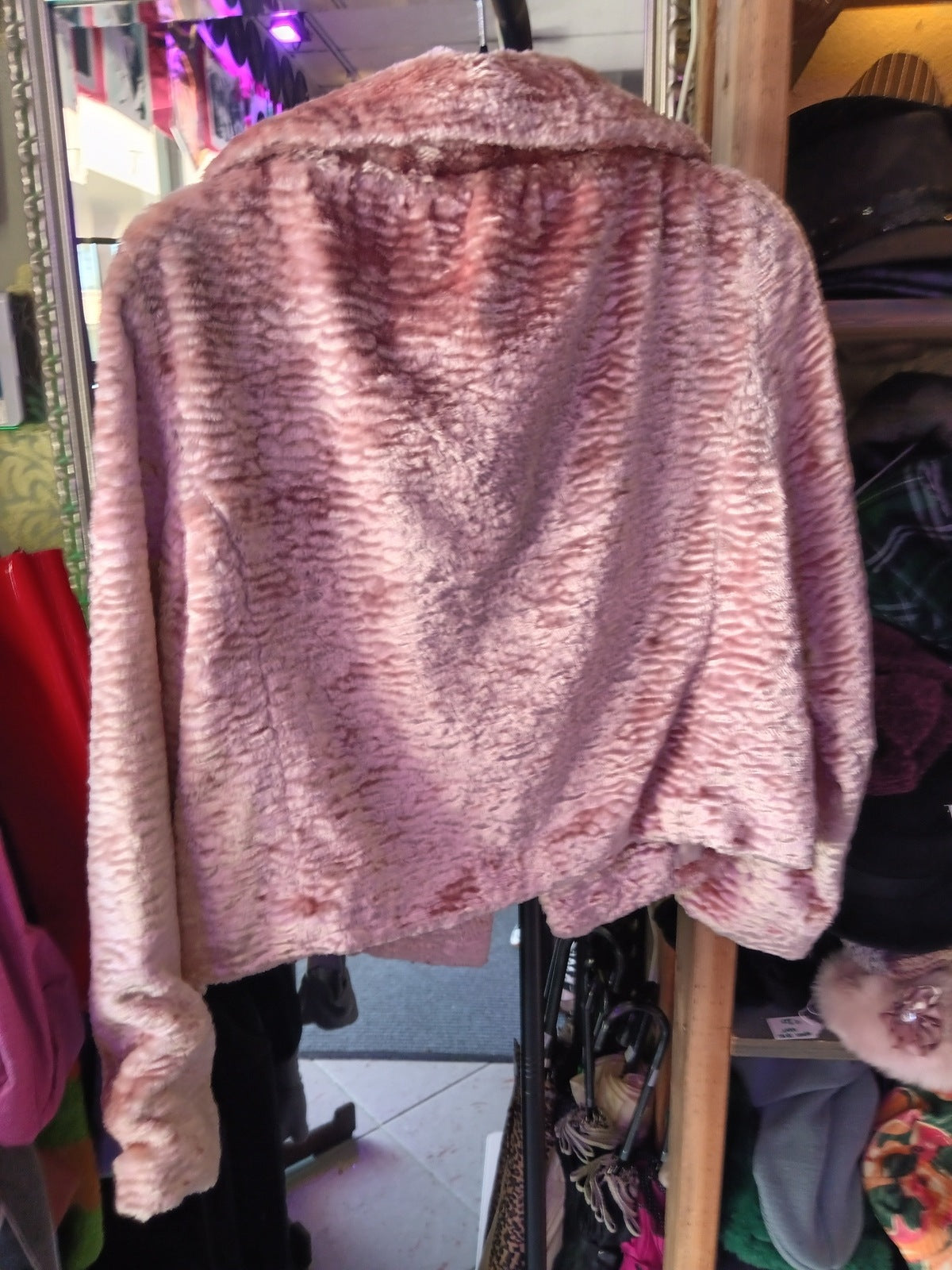 Mac & Jac Size 6 Pink Faux Fur Short Coat