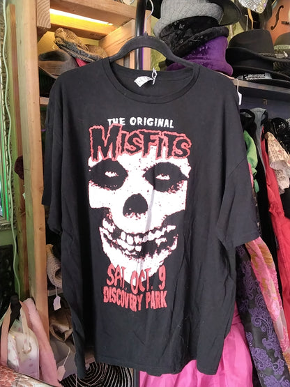Misfits 2xL sat. Oct.9 Discovery park Official Merchandise