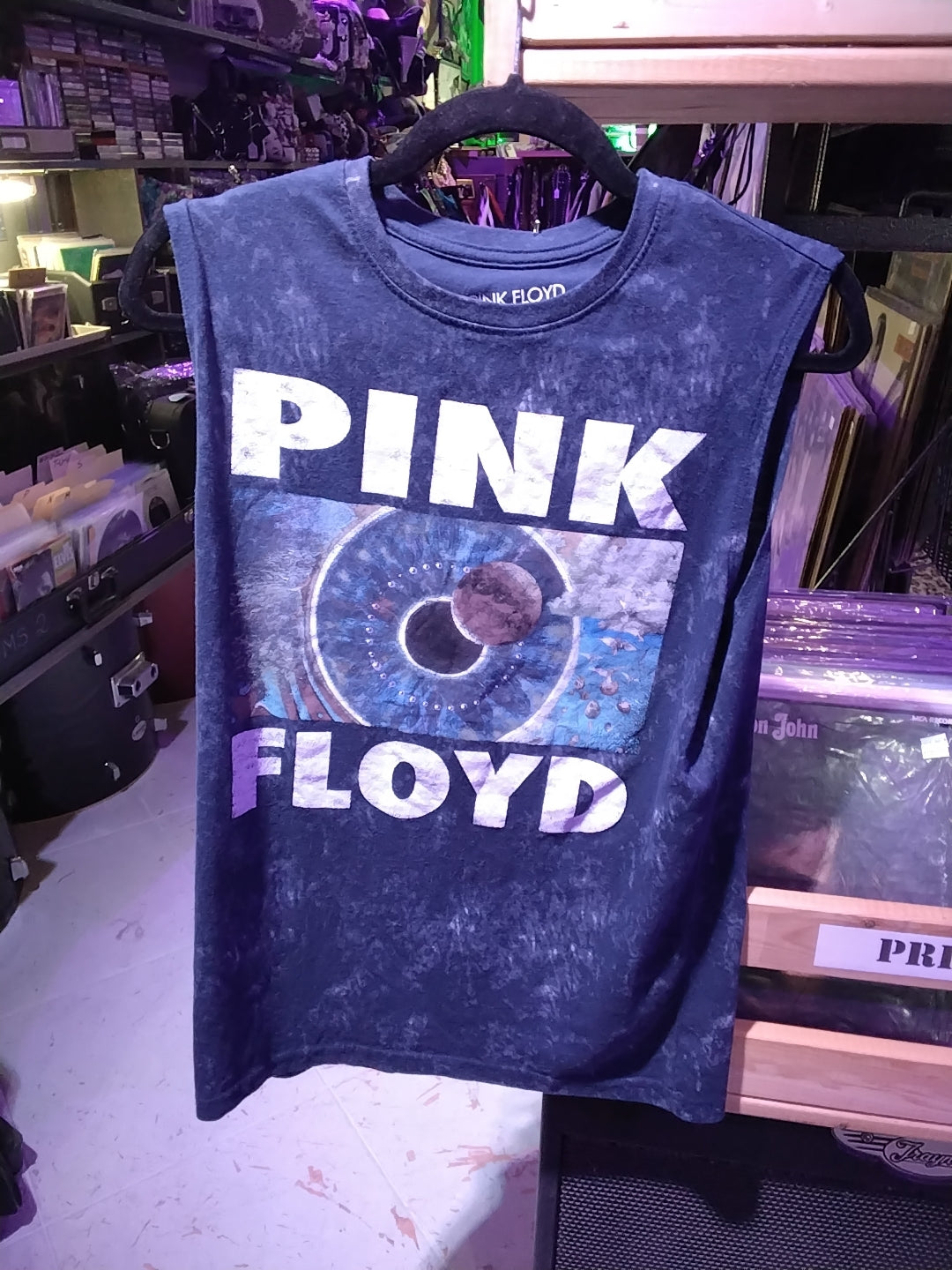 Pink floyd tank top hybrid apparel 2024