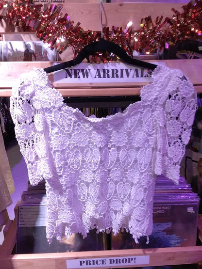 White Floral Lace Top M/L