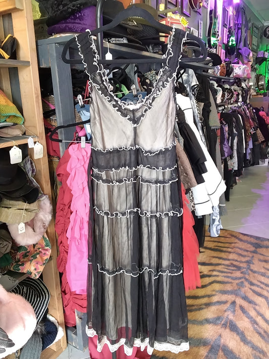 Nelli USA Black & White Mesh Ruffled Dress Women's Size Med.