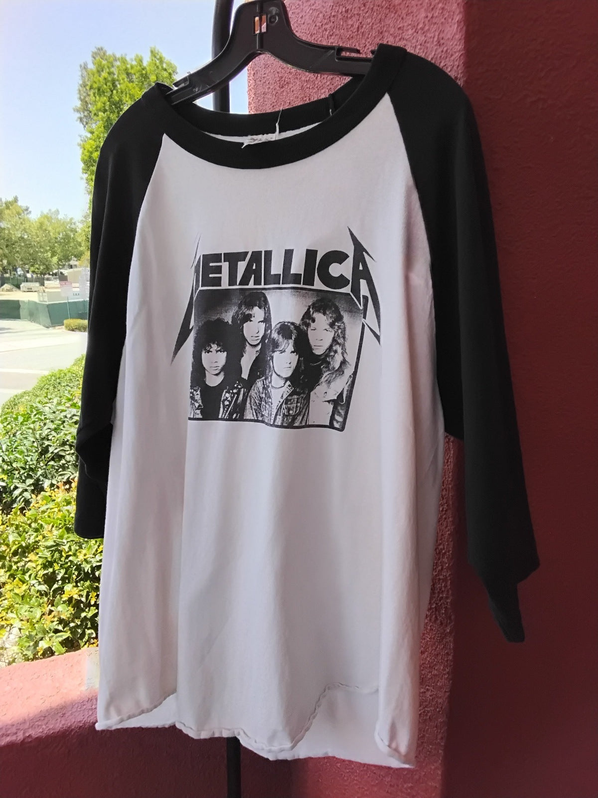 Vintage Metallica Band T-Shirt XL Black and White 3/4 Sleeves