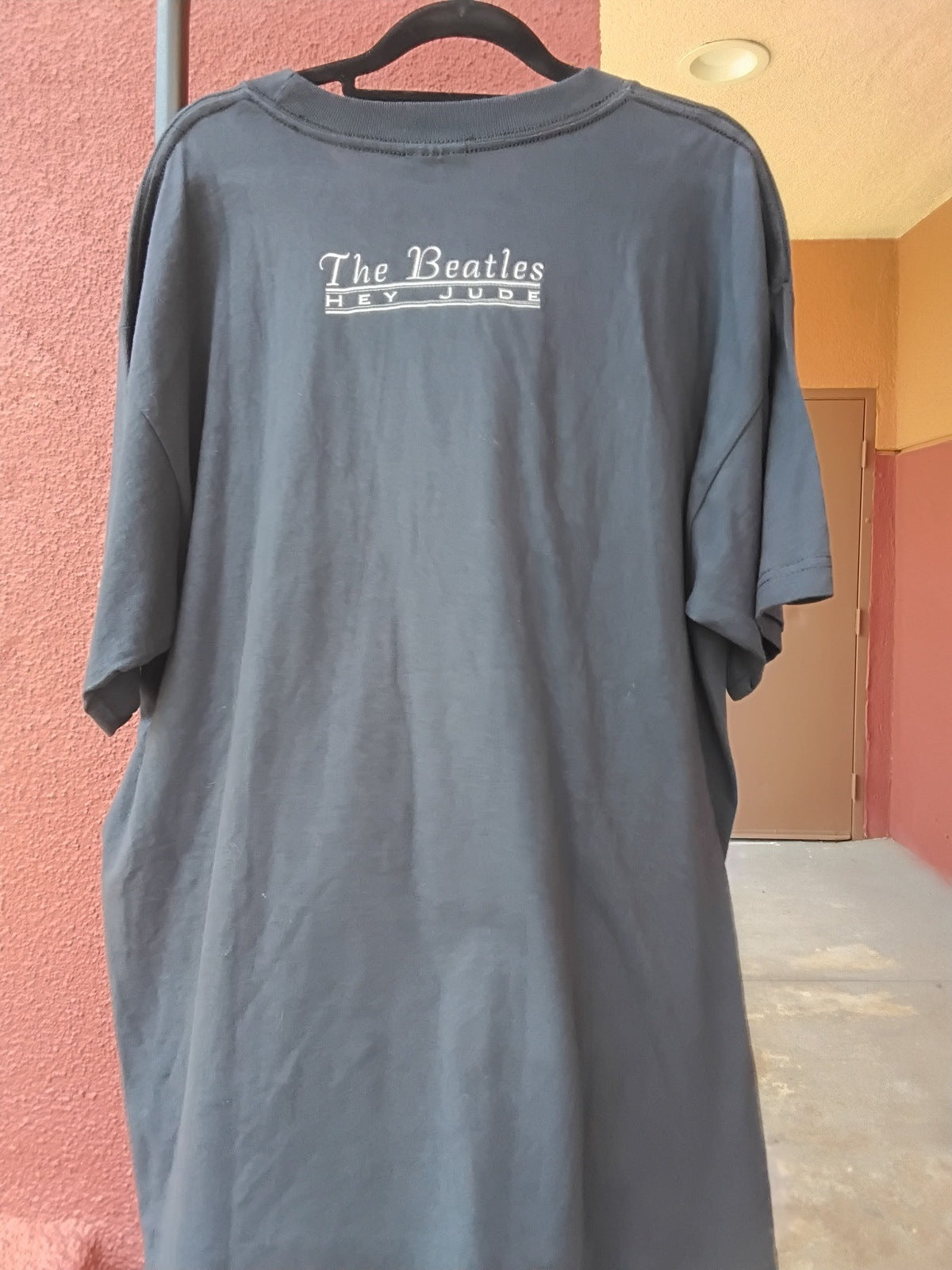 The Beatles Hey Jude NWT Large T-Shirt Black