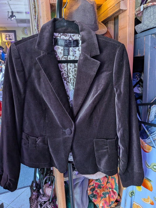 Apostrophe 8 petite black velour one button blazer