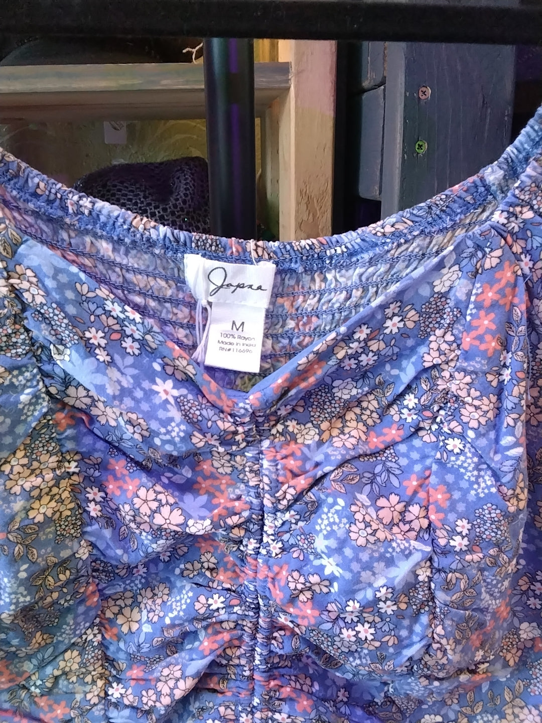 Japna medium floral Anthropologie Crop top